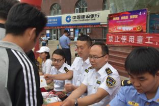 蘭州高新區組織人社局開展禁止使用童工法律法規暨規范職業中介活動專項宣傳活動